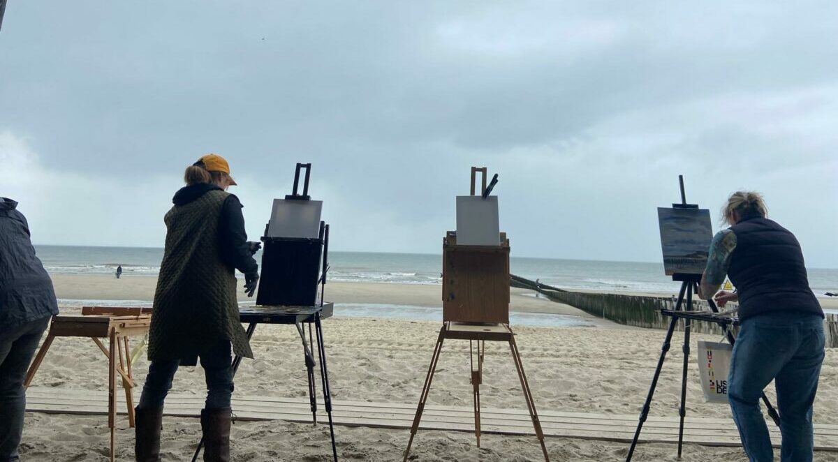 Schilderen op het strand